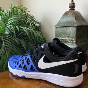 Nike Train Speed 4 AMP Duke Blue Devils Sneakers